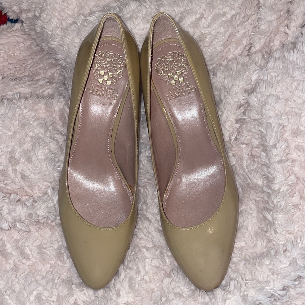 Vince Camuto Glossy Tan Heels